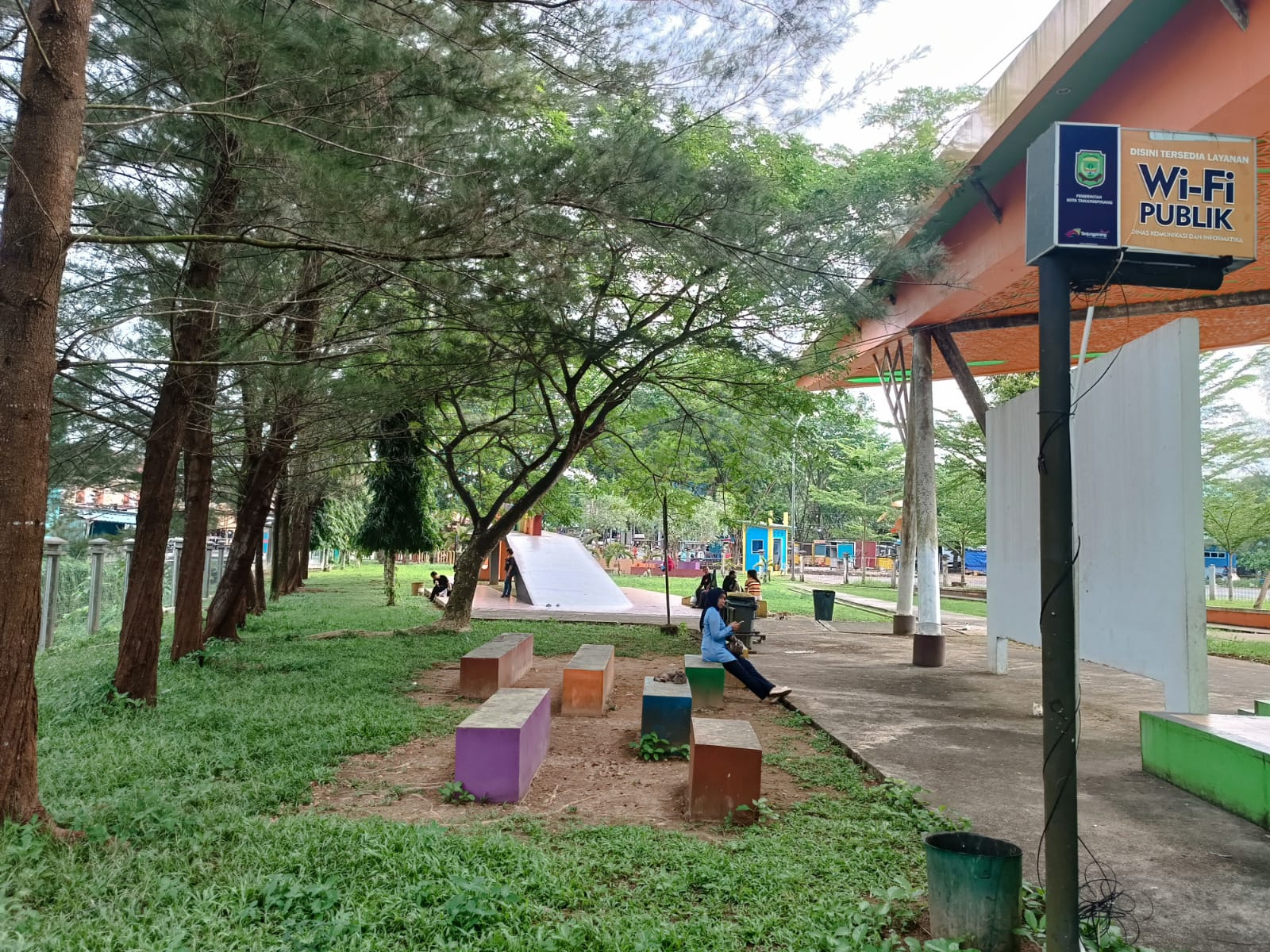 Kondisi Taman Batu 10 Kota Tanjungpinang yang kini kerap dijadikan tempat mesum, Selasa (29/4).
