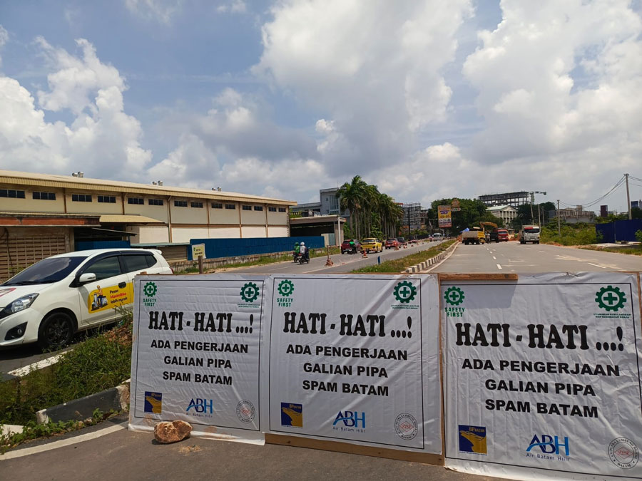 ABH cek lokasi mana yang alami pipa bocor.