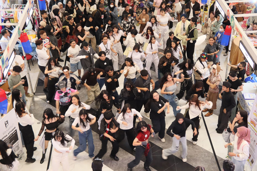 Suasana Korean Festival 2025 di Grand Batam Mall