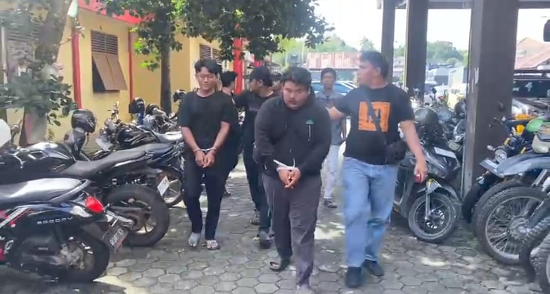 Pelaku pencurian yang diamankan polisi.