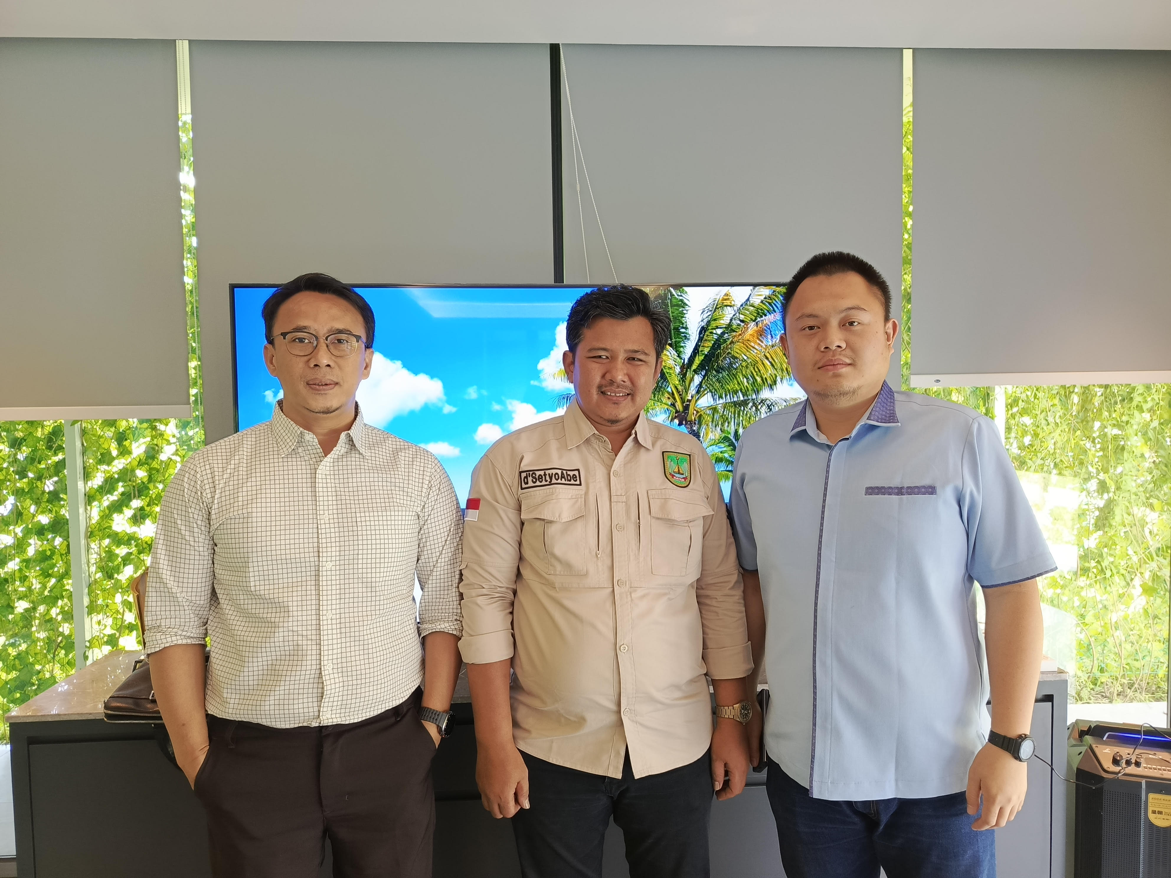 Jajaran panitia penyelenggara Job Fair Tunas Industrial.