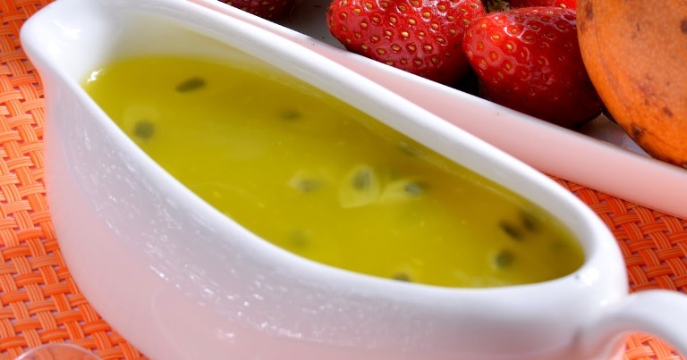 ILUSTRASI. Saus markisa untuk ayam panggang.