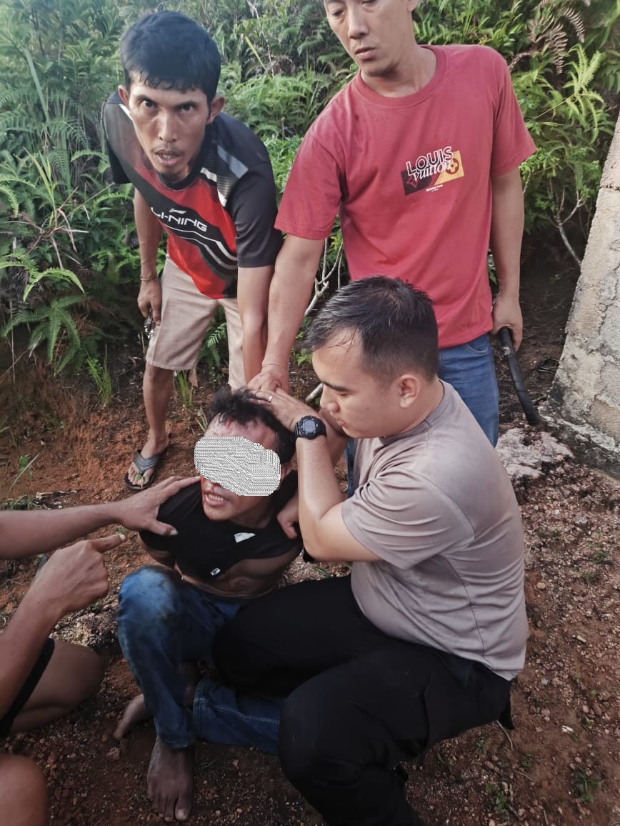 Pria terduga pelaku pencurian ditangkap warga dan polisi di daerah Toapaya, Bintan pada Rabu (28/5/2025) sore.