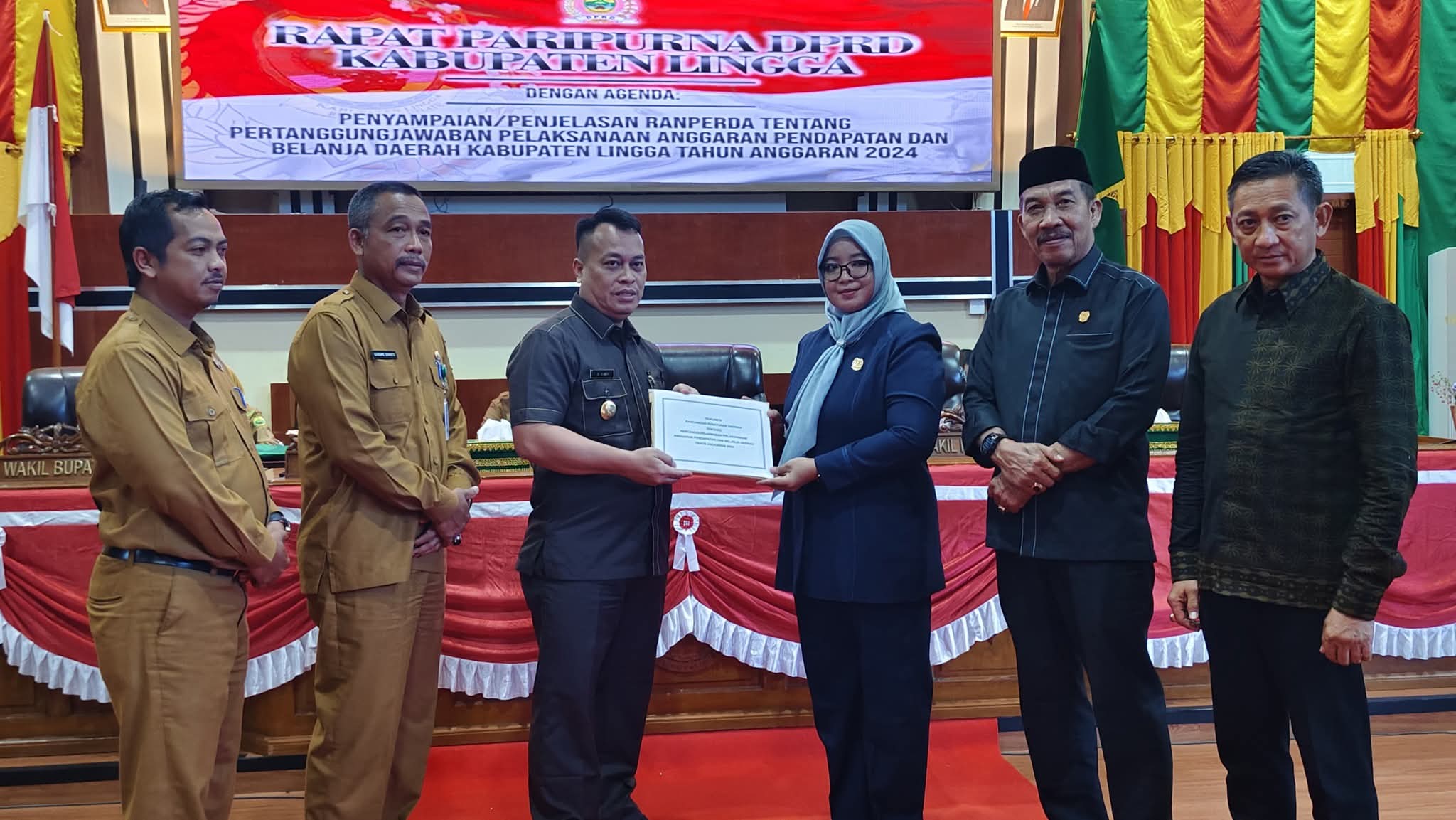 Rapat Paripurna DPRD Kabupaten Lingga pembahasan tiga Ranperda, Selasa (10/6).