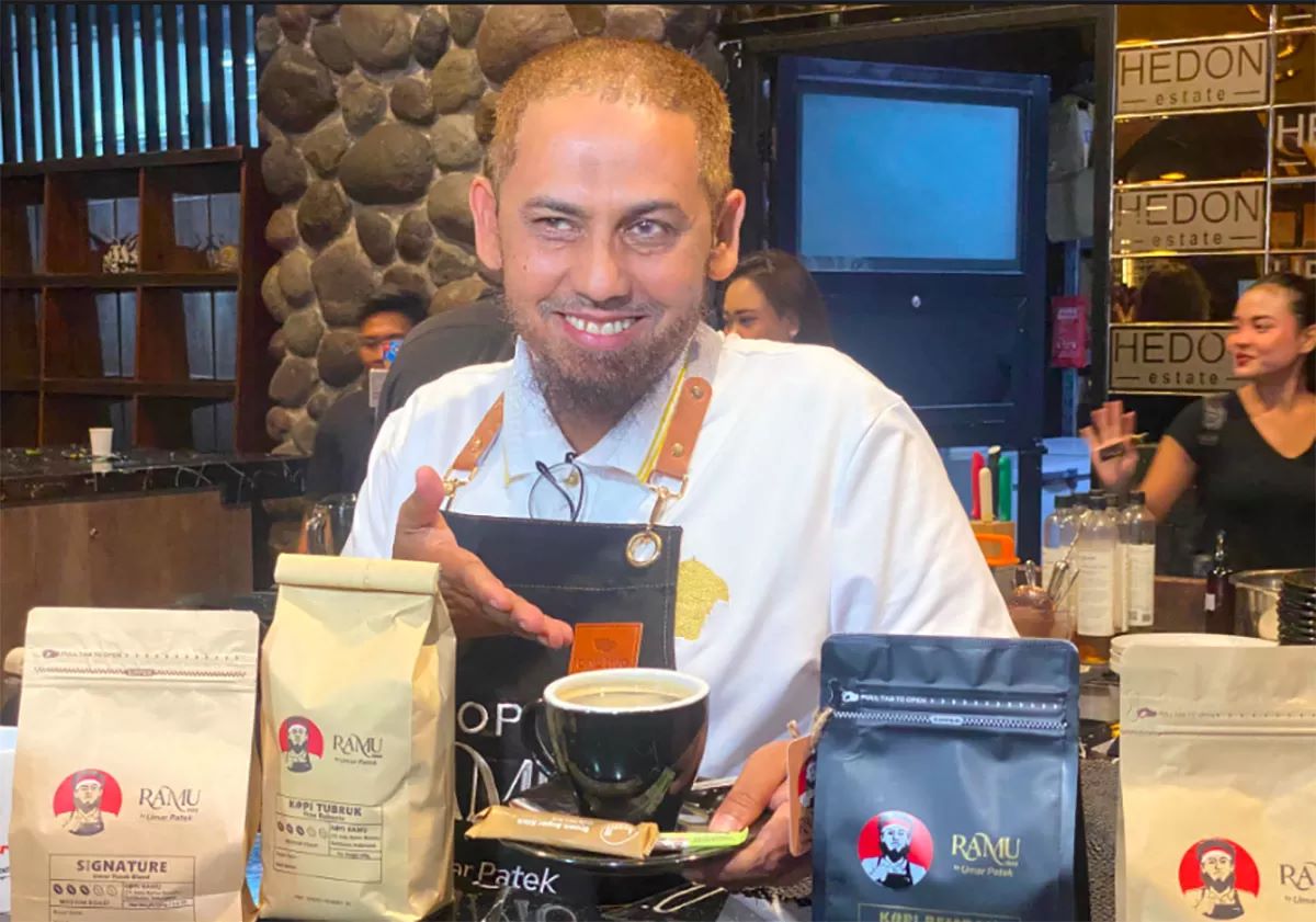 Eks napiter Umar Patek luncurkan kopi racikannya, Kopi Ramu di Hedon Estate Surabaya.