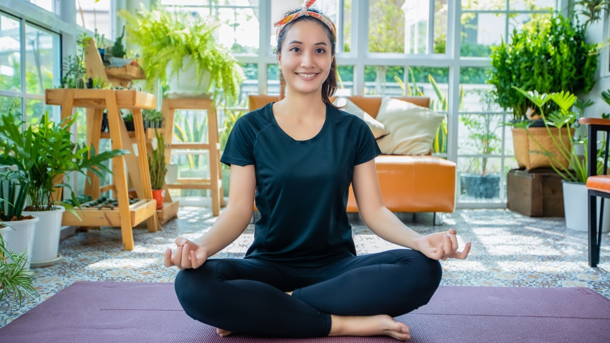 ILUSTRASI yoga.