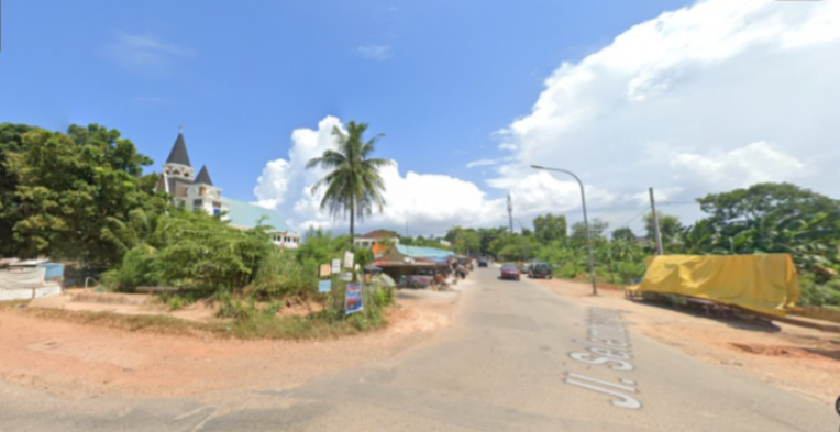 Simpang Helm Batam Center.