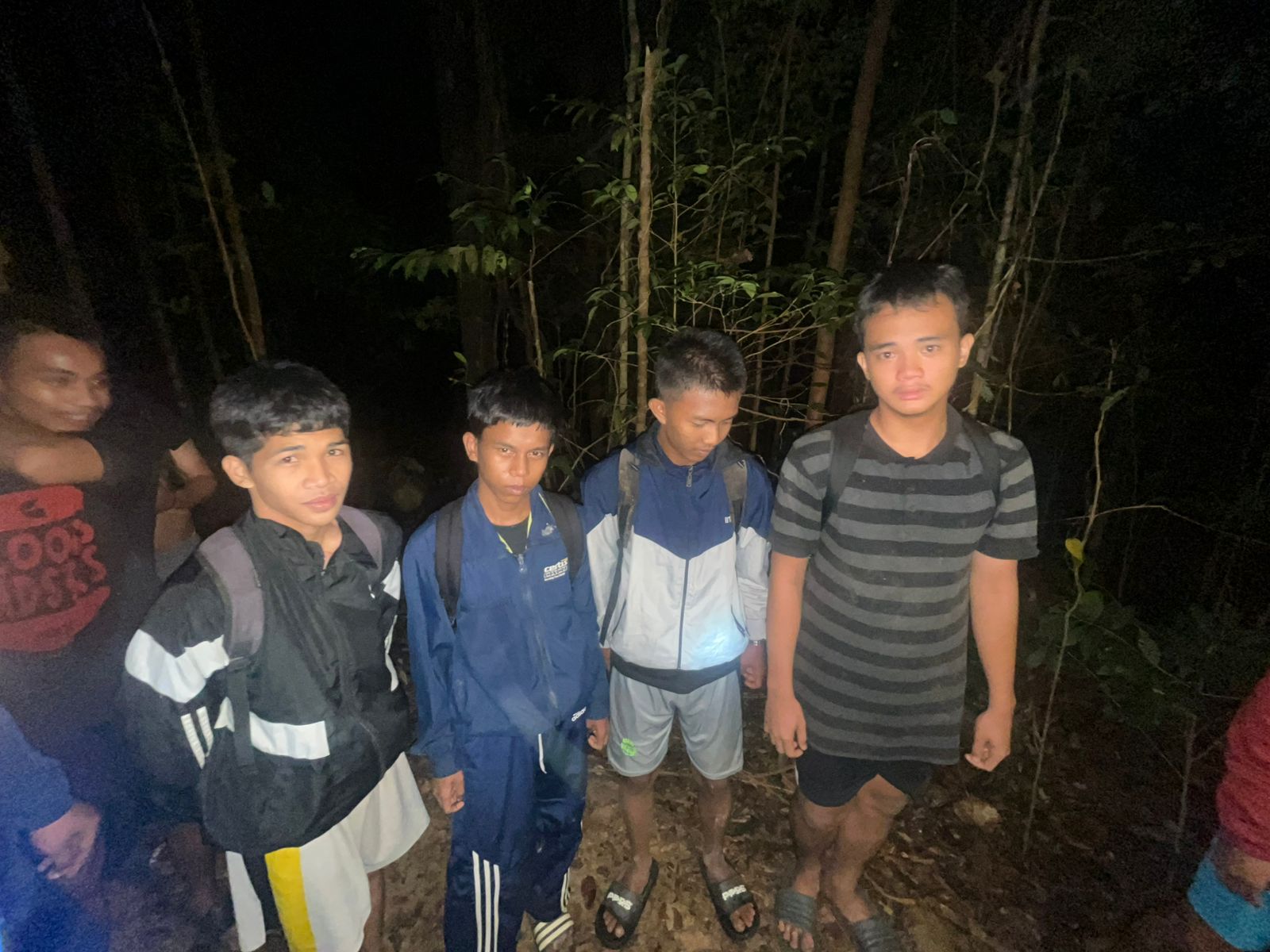Remaja yang sempat tersesat di hutan ditemukan dengan selamat.