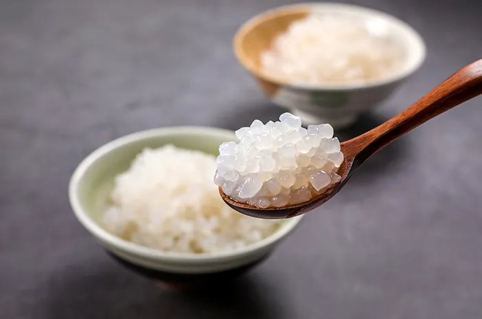 ILUSTRASI nasi Putih vs nasi porang.