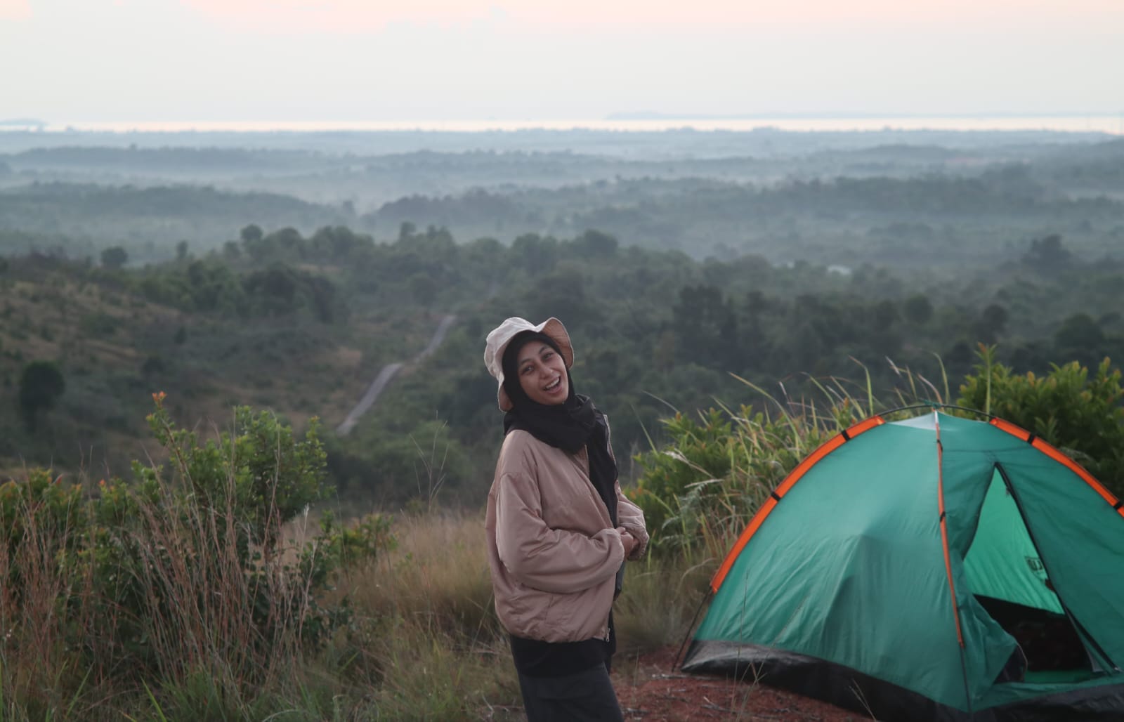 Suasana pagi di Bukit Senja Toapaya Asri Kabupaten Bintan.