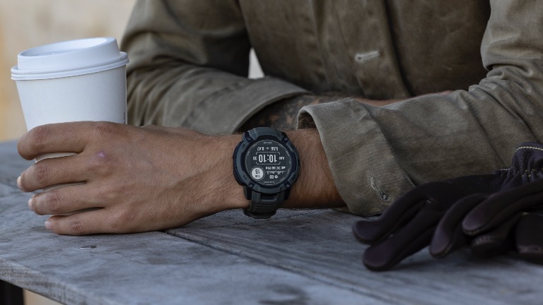 ILUSTRASI. Jam tangan Garmin Instinct 2 Solar, salah satu rekomendasi untuk Anda yang suka berpetualang.