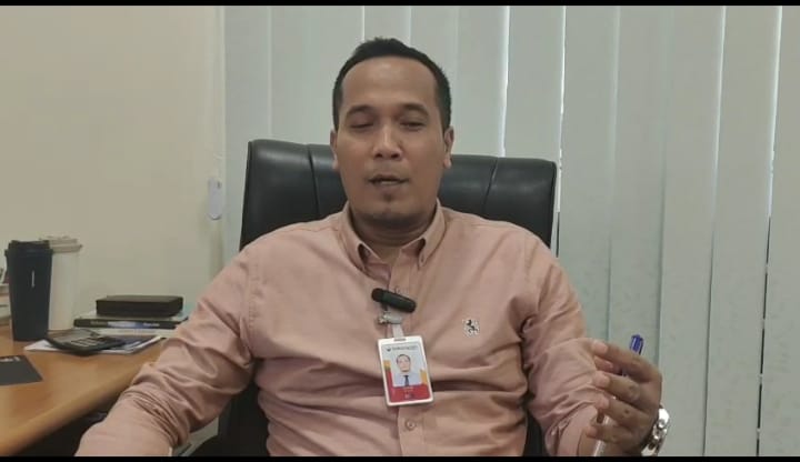 Suryadi, Pimpinan Cabang Pembantu BRL Syariah Dabo Singkep.