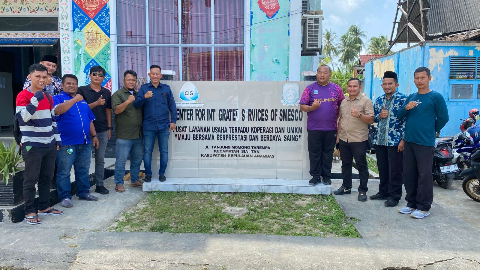 Pengurus Kadin Anambas saat bersilaturrahmi dengan Kadisperindag, Masykur. Kadin mendorong UMKM Masuk Ke Rantai Industri Migas untuk pemulihan ekonomi.