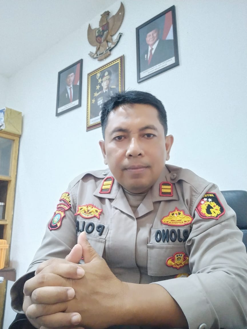 Iptu Sarjono, Kapolsek Senayang