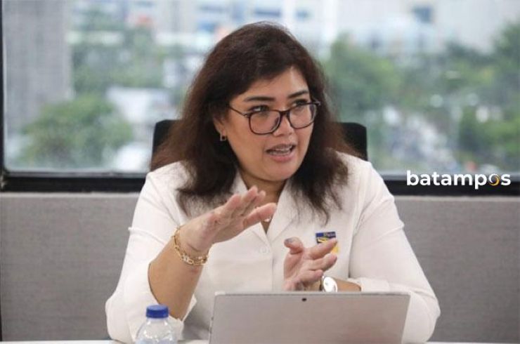 Deputi Bidang Pelayanan Umum BP Batam, Ariastuty Sirait