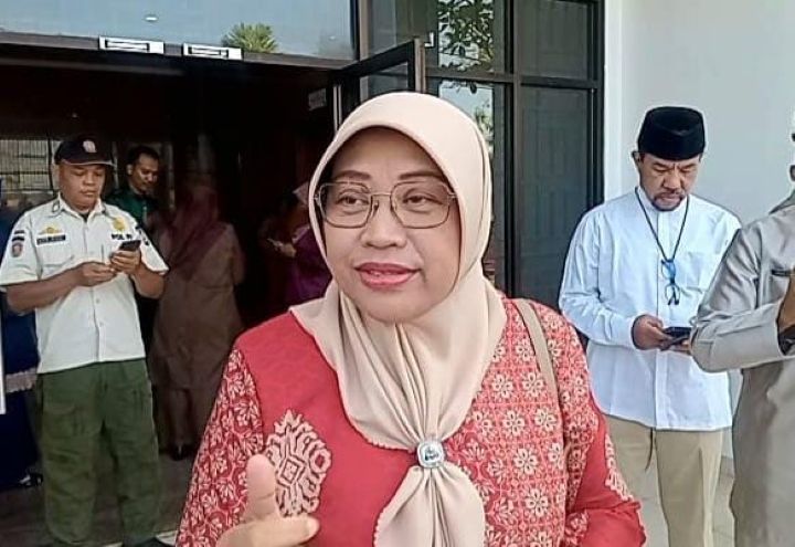 Kepala BPKAD Kepri Venny Meitaria.