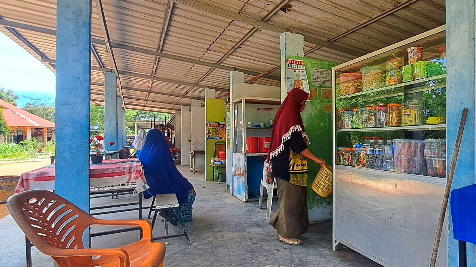 Kantin SDN 006 Kecamatan Seri Kuala Lobam di Kampung Sukadamai, Desa Teluk Sasah, Kecamatan Seri Kuala Lobam, Selasa (23/9/2025).