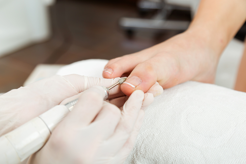 Pedicure menjaga kesehatan kaki dan kebersihan