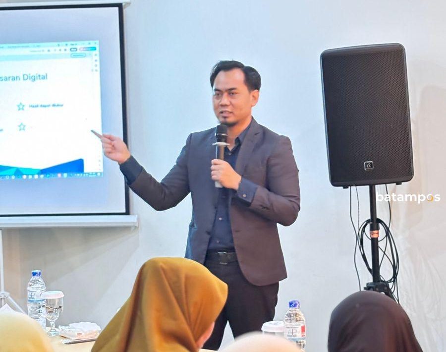 Ketua Dewan Pendidikan Kota Batam, Fendi Hidayat.