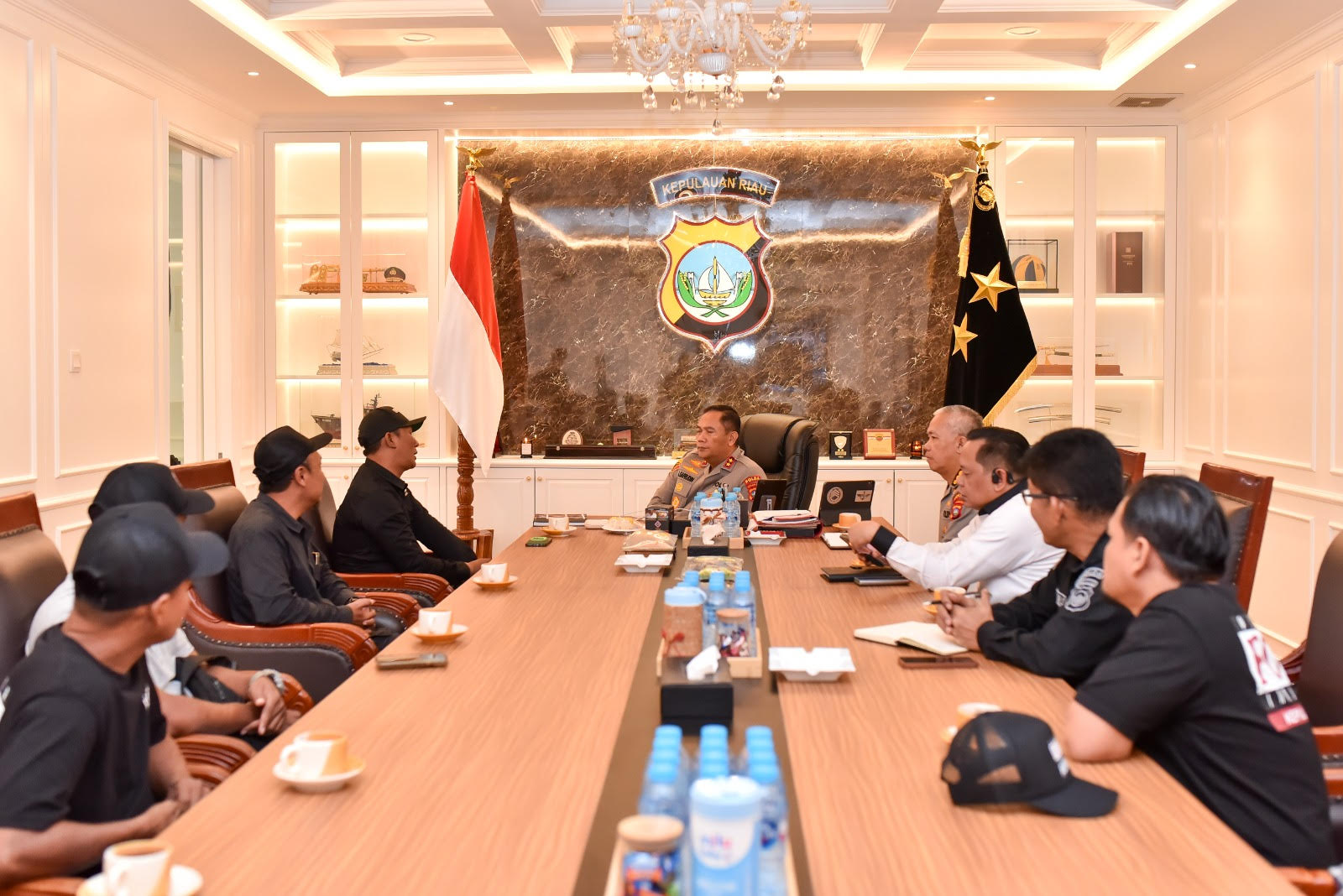Audnsi PFI Kepri ke Kapolda Kepri.