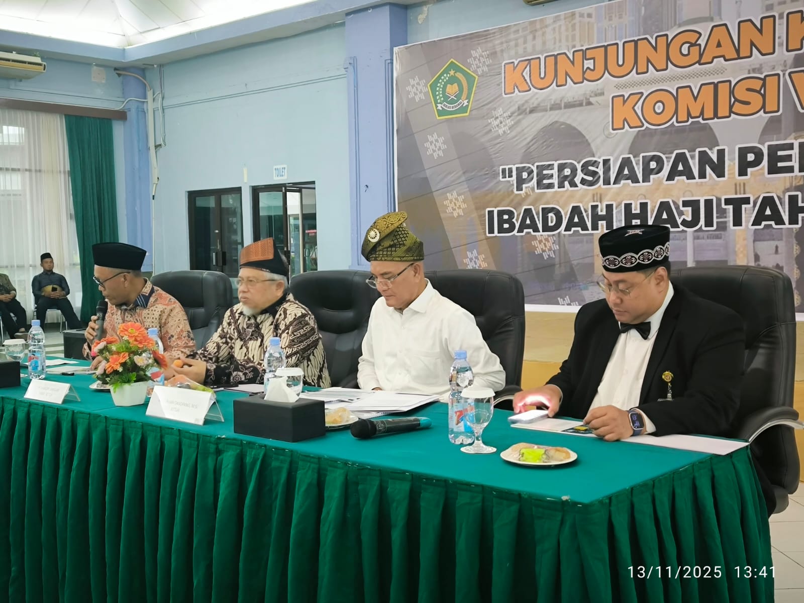Komisi VIII DPR RI melakukan kunjungan kerja spesifik ke Asrama Haji Batam, Kamis (13/11) lalu. Kedatangan mereka untuk memastikan kesiapan Provinsi Kepri menyambut pelaksaan haji tahun 2026 mendatang