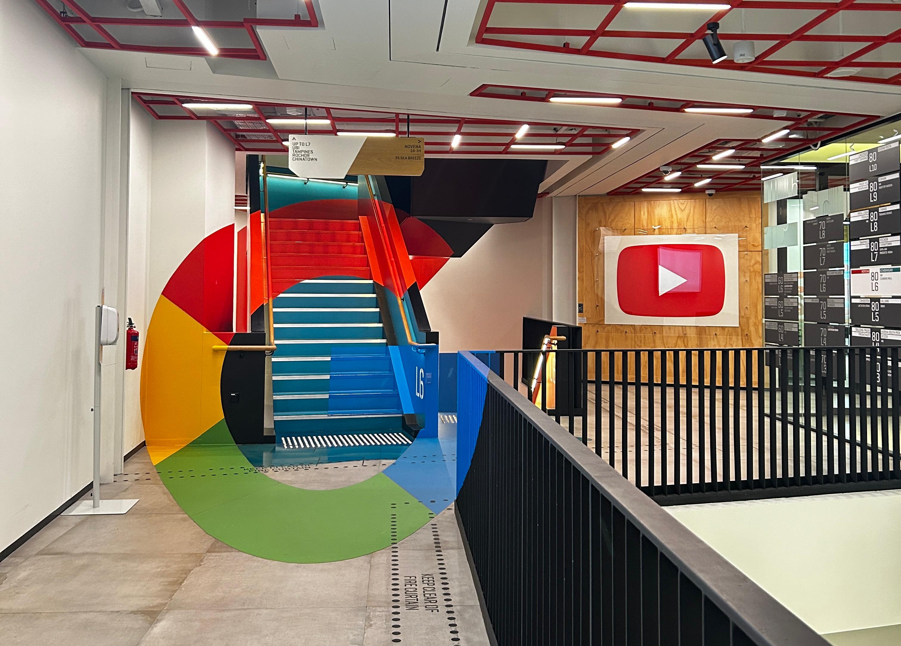 Kantor Google di Singapura. Pemerintah negara itu memerintahkan Google dan Apple mencegah pesan scam kepada warganya. F Chahaya S/Batam Pos