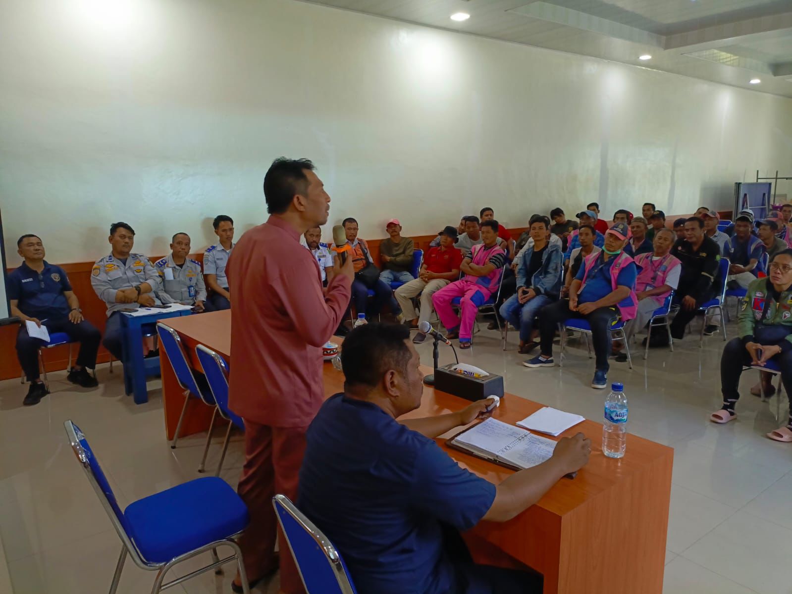 Pembekalan jukir yang diisi Kadishub Batam.