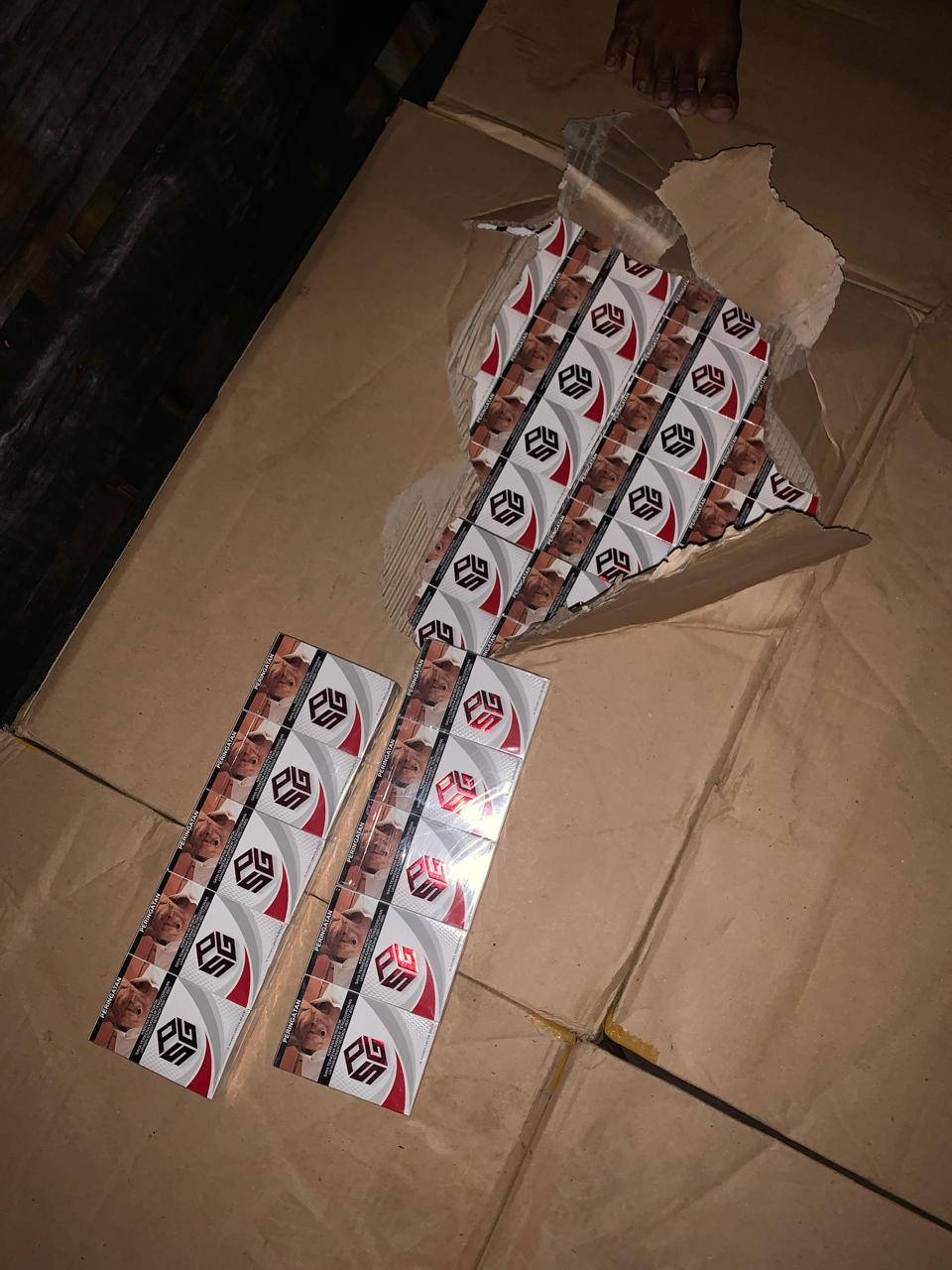 Rokok yang diamankan bea cukai batam.