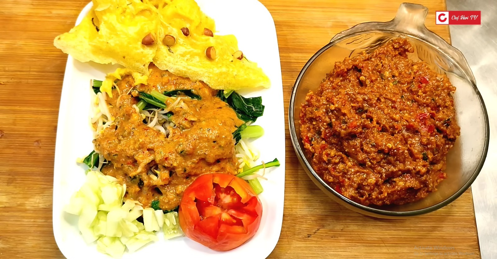 Pecel menjadi kuliner favorit di Kota Batam.
