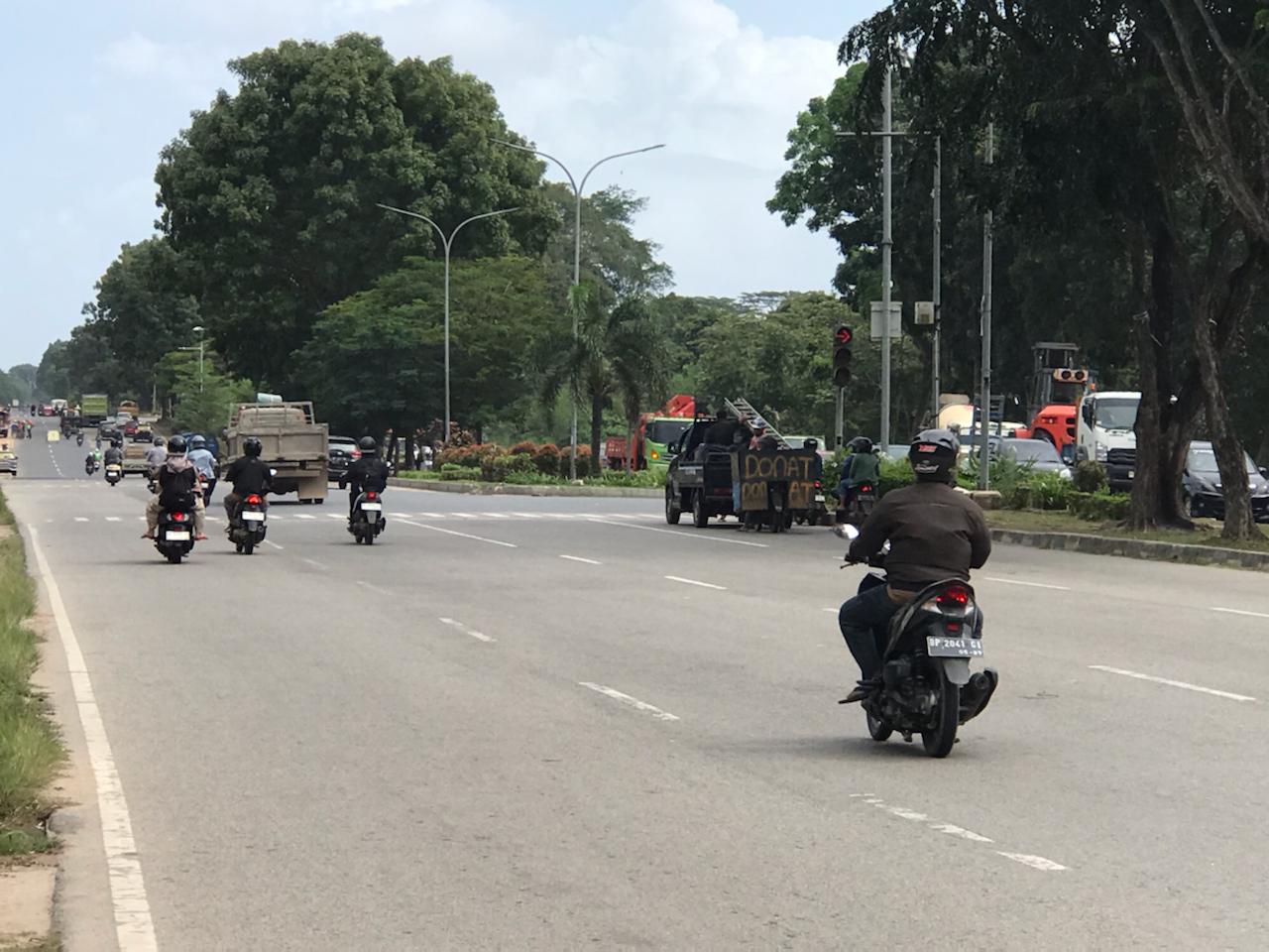 Taffic light di Simpang Panbil masih sering dilanggar pengguna jalan.