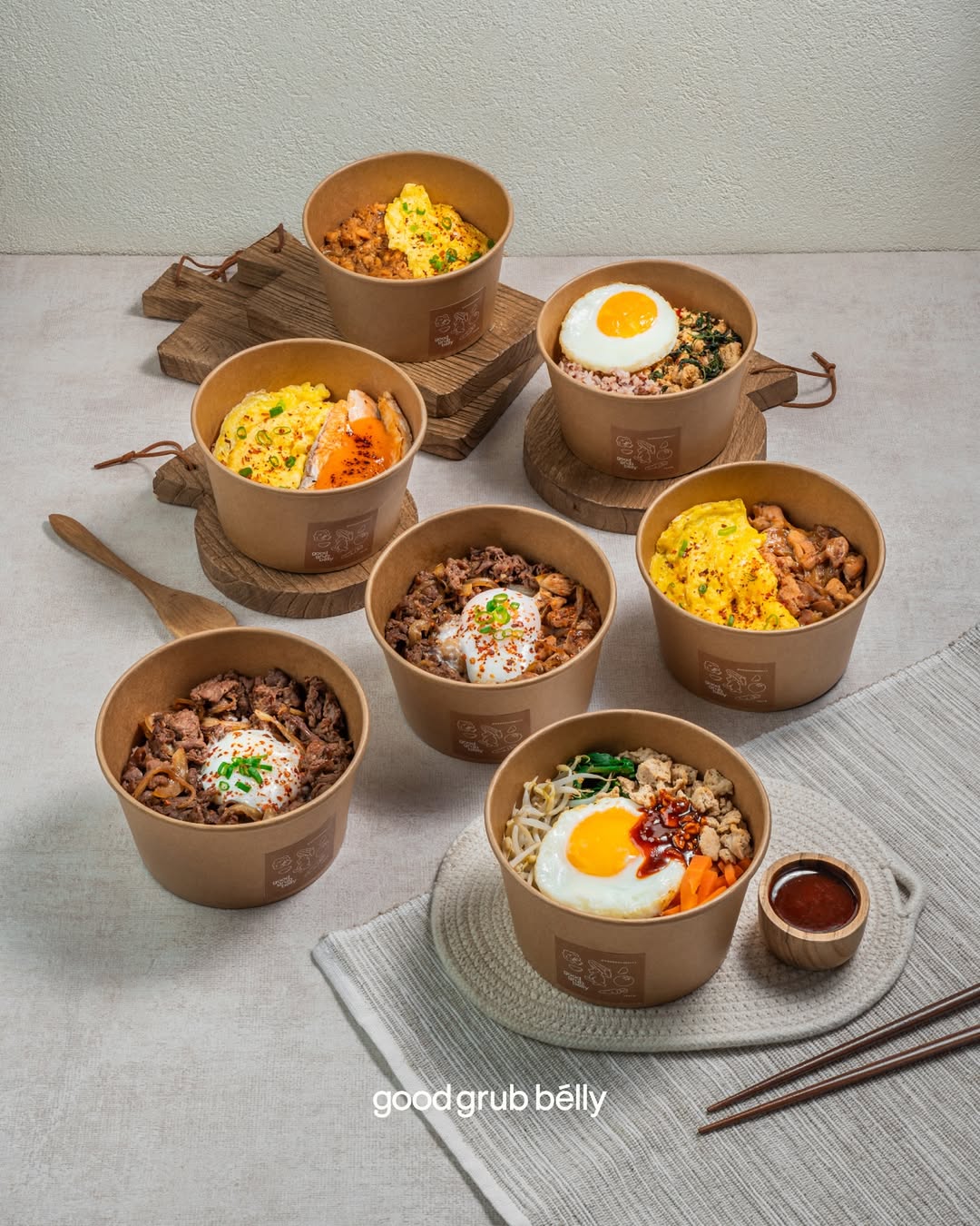 Rice bowl menjadi pilihan makan siang di Kota Batam.