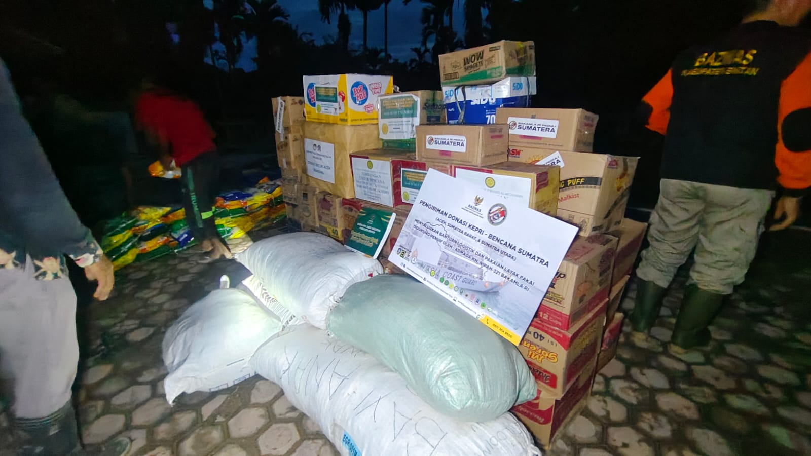 Bantuan dari Baznas Bintan dan Kepri untuk korban bencana alam telah tiba di Aceh dan sudah disalurkan ke beberapa daerah.