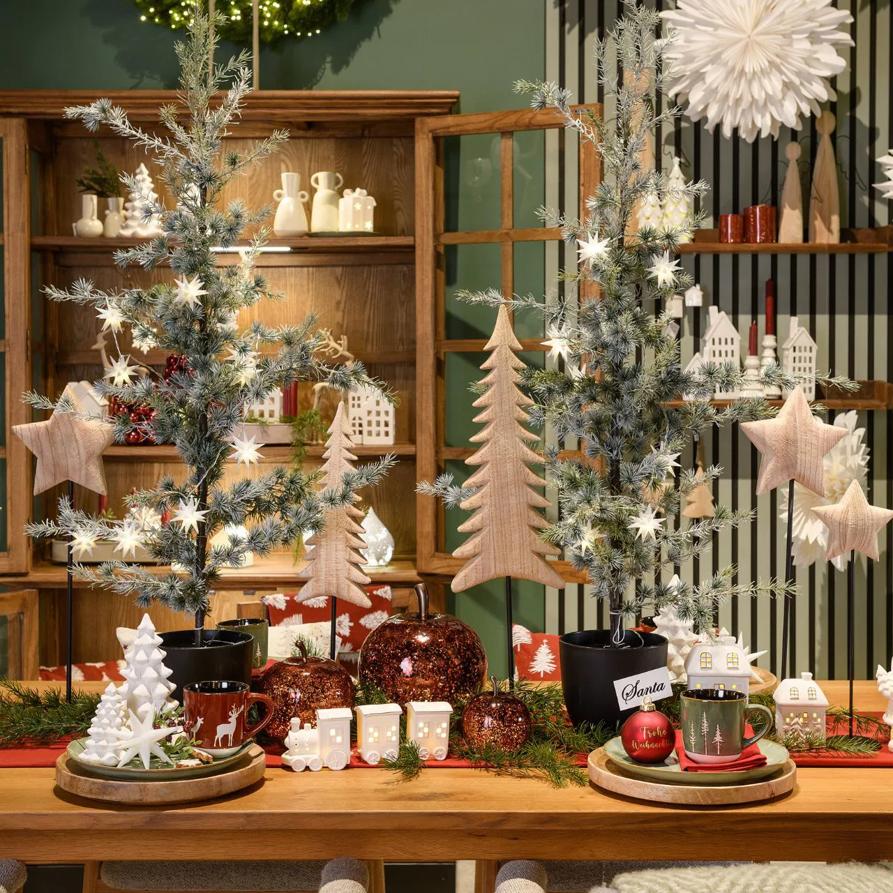 KONSEP dekorasi natal Bertema minimalis.