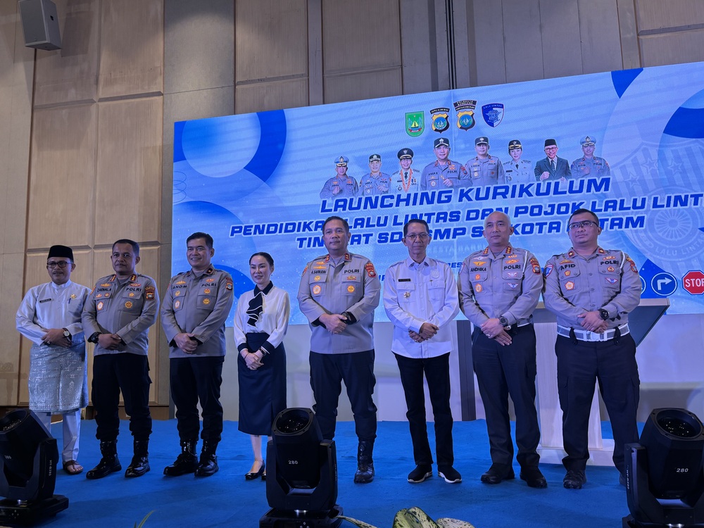 Acara launching pendidikan kurikulum Lalu lintas dan pojok lalu lintas tingkat SD- SMP se- Kota Batam di Hotel Harris Batam Center, Rabu (17/12).