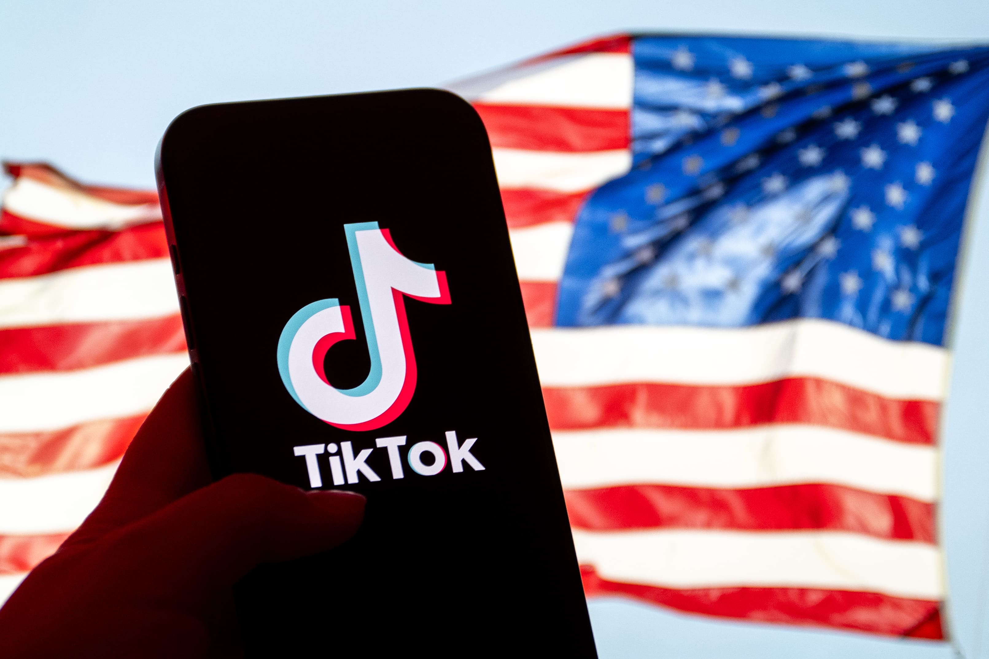 TikTok AS dijual yang membuat ByteDance melepas saham ke konsorsium Amerika.