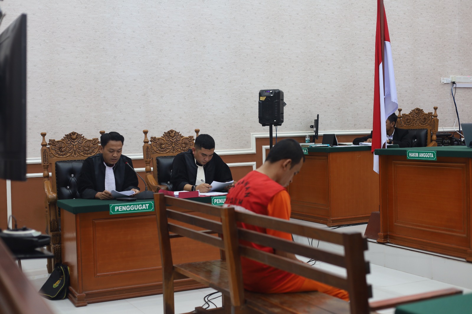 Sidang tuntutan kasus pembunuhan balita 2 tahun di Pengadilan Negeri Tanjungbalai Karimun, Senin (22/12).