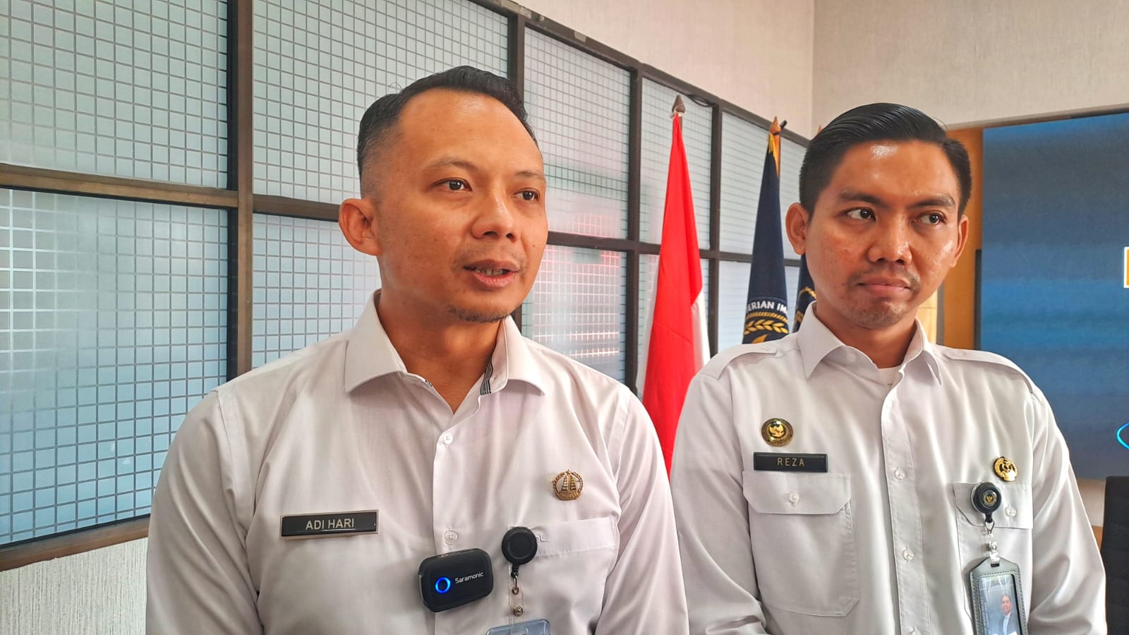 Kepala Kantor Imigrasi Kelas II TPI Tanjunguban, Adi Hari Pianto.