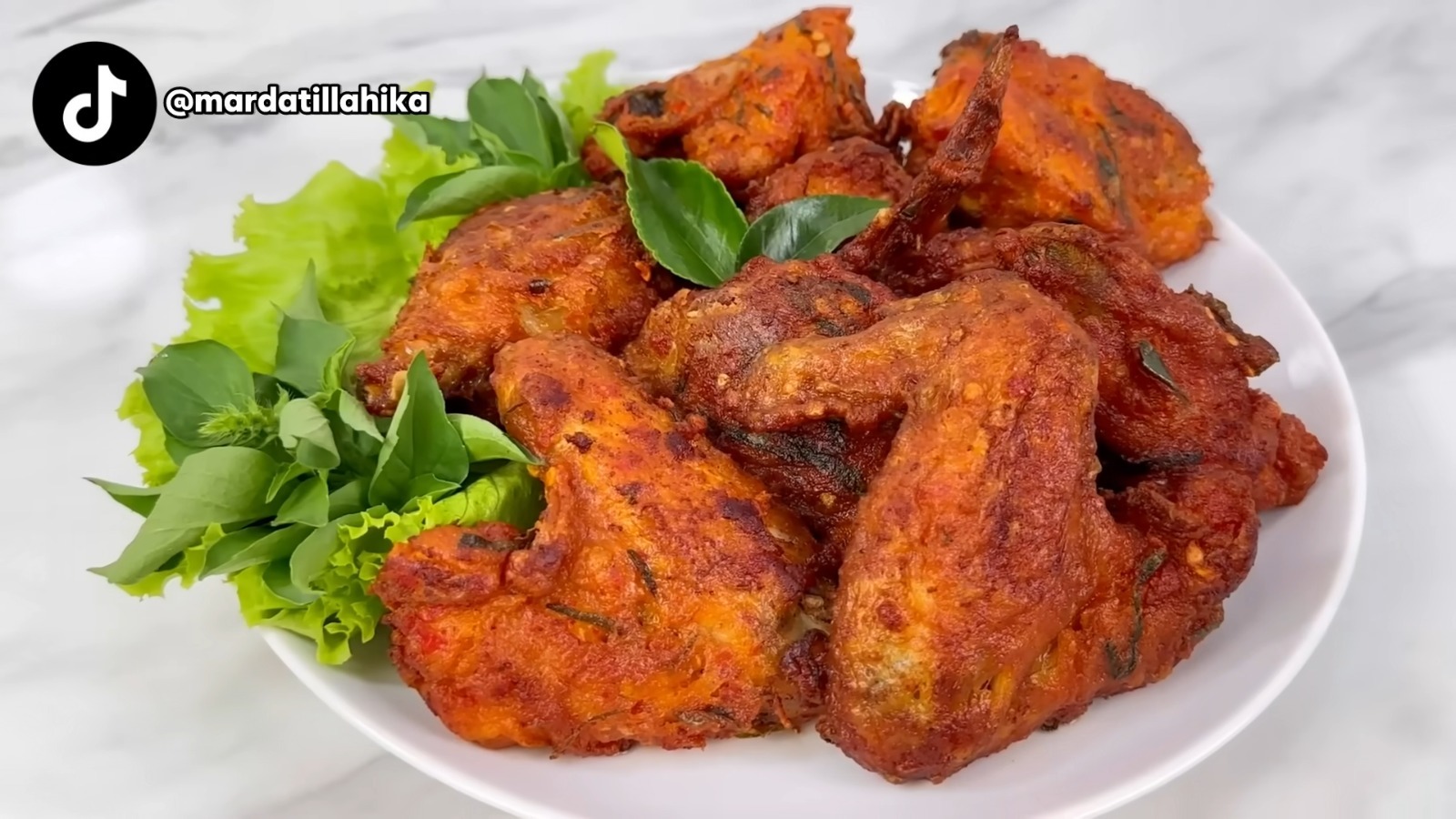 Resep ayam goreng terasi daun jeruk.