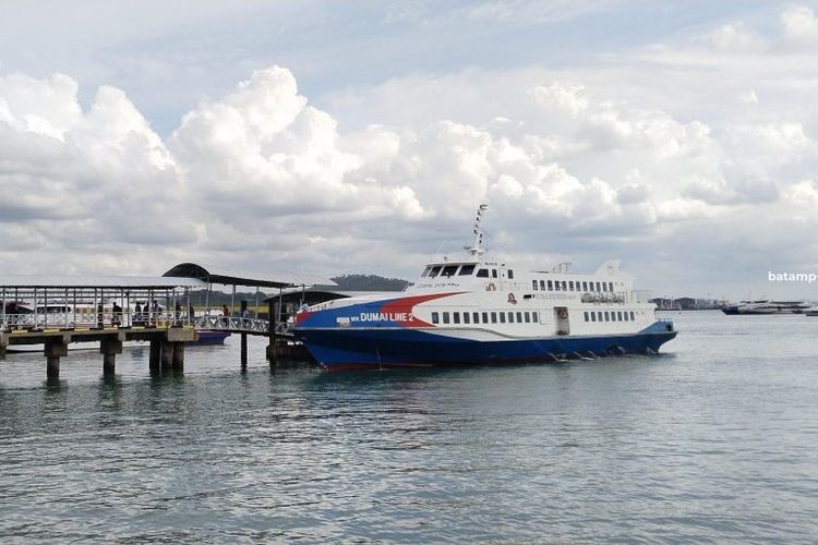 KM Dumai Line saat sandar di Pelabuhan Sekupang. F Rengga Yuliandra/Arsip Batam Pos