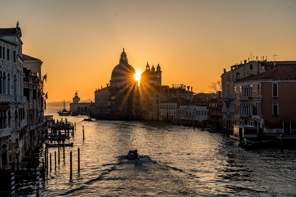 Venice menjadi kota yang diprediksi hilang.