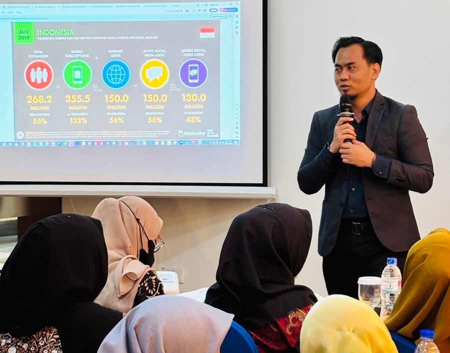 Ketua Dewan Pendidikan Kota Batam, Fendi Hidayat.