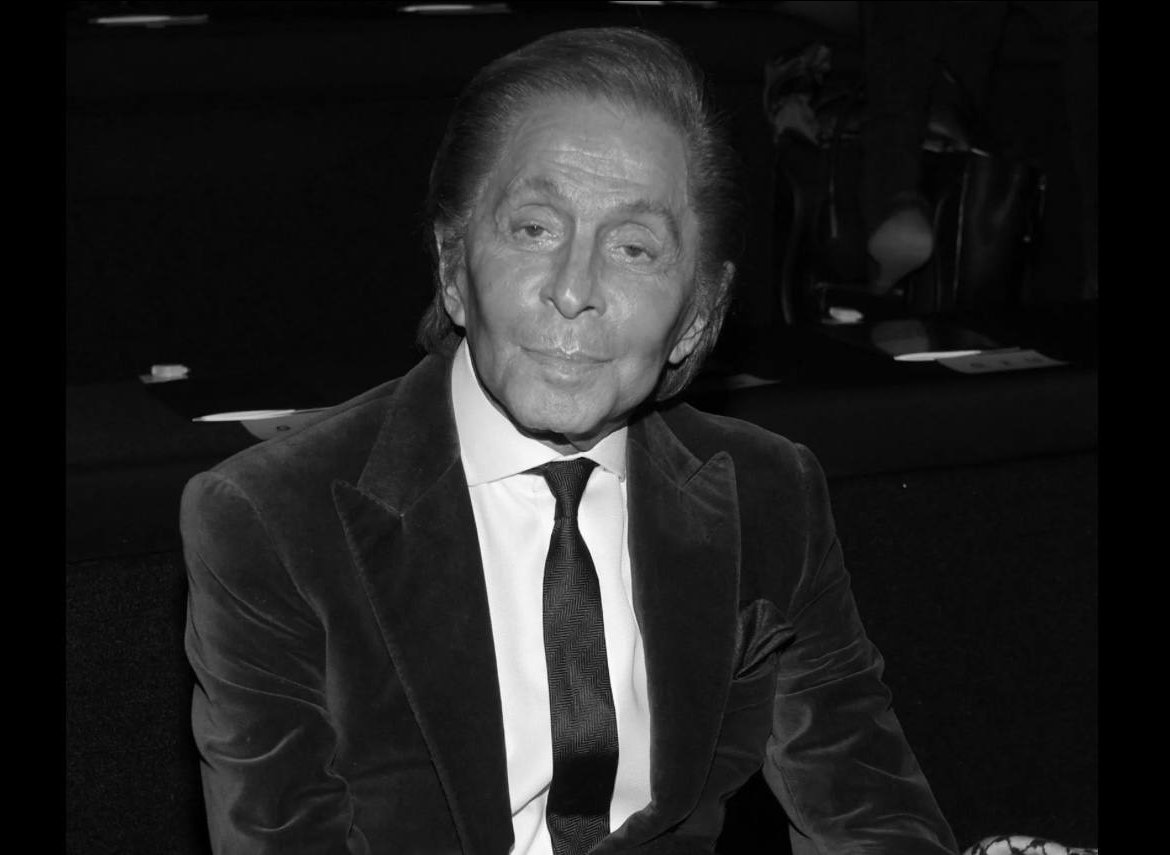Valentino Garavani meninggal dunia.