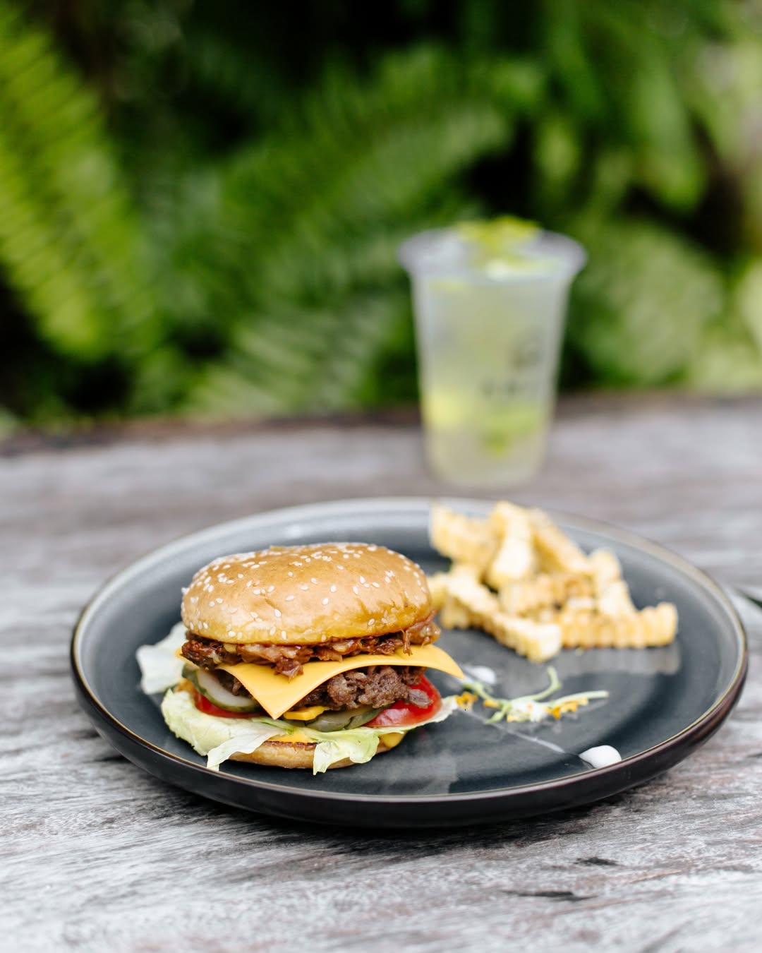 Burger di Batam