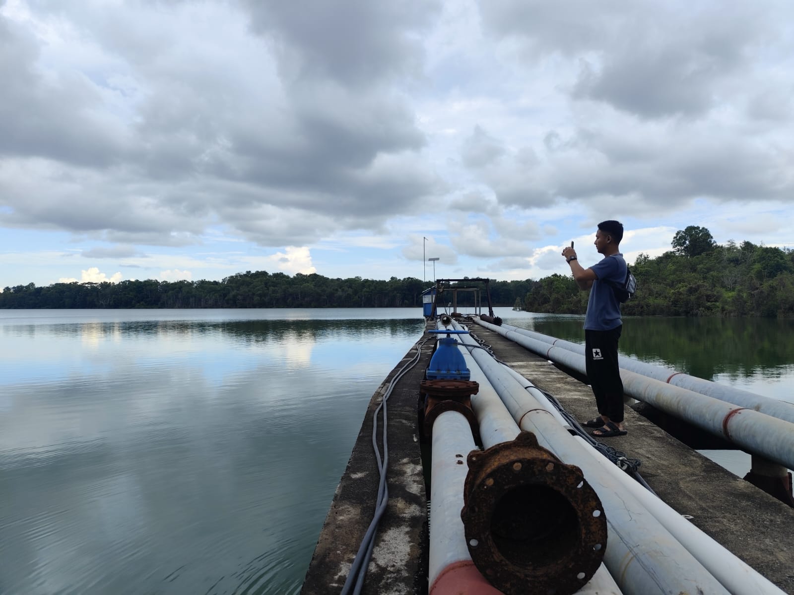 Waduk Sungai Pulai yang menjadi salah satu tempat pemasok air bagi warga Tanjungpinnag dan Bintan. F. Mohamad Ismail/Batam Pos