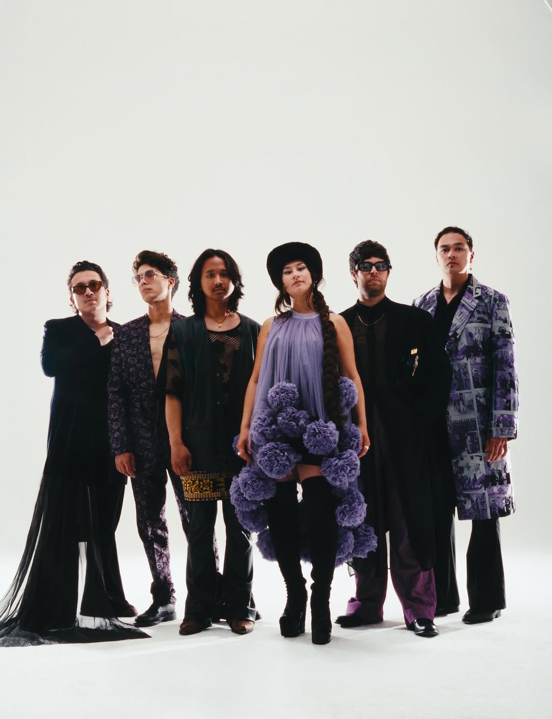 Nusantara Beats, band asal Eropa yang terkenal dengan campuran musik Indonesia.