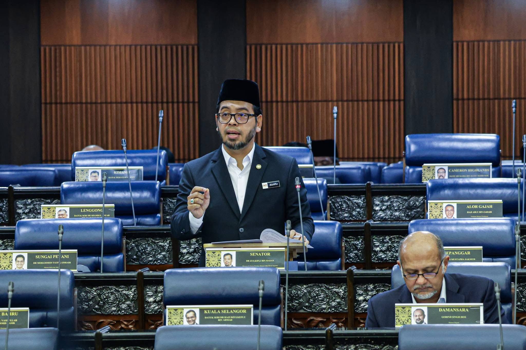 Menteri di Jabatan Perdana Menteri Urusan Agama, Dr. Zulkifli Hasan.