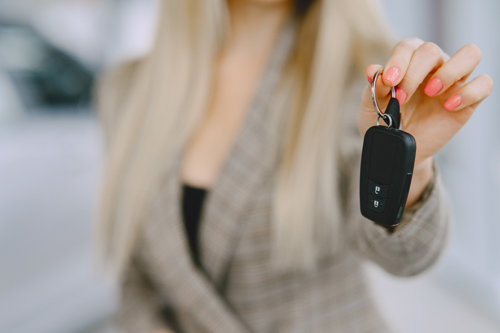 Kasus pencurian mobil di Amerika Serikat menggunakan kunci mobil elektronik.