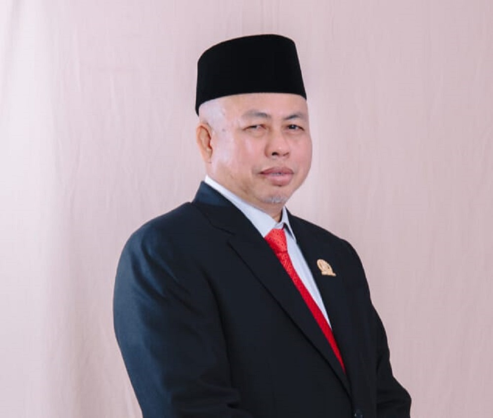 Anggota DPRD Kepri Daerah Pemilihan Lingga&ndash;Bintan, Hanafi Ekra. F. Sekwan DPRD Kepri