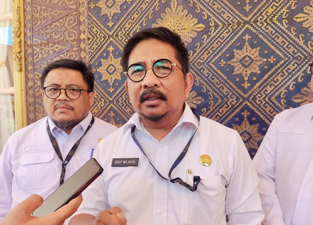 Kepala Disnakertrans Kepri, Diky Wijaya. F. Mohamad Ismail/Batam Pos