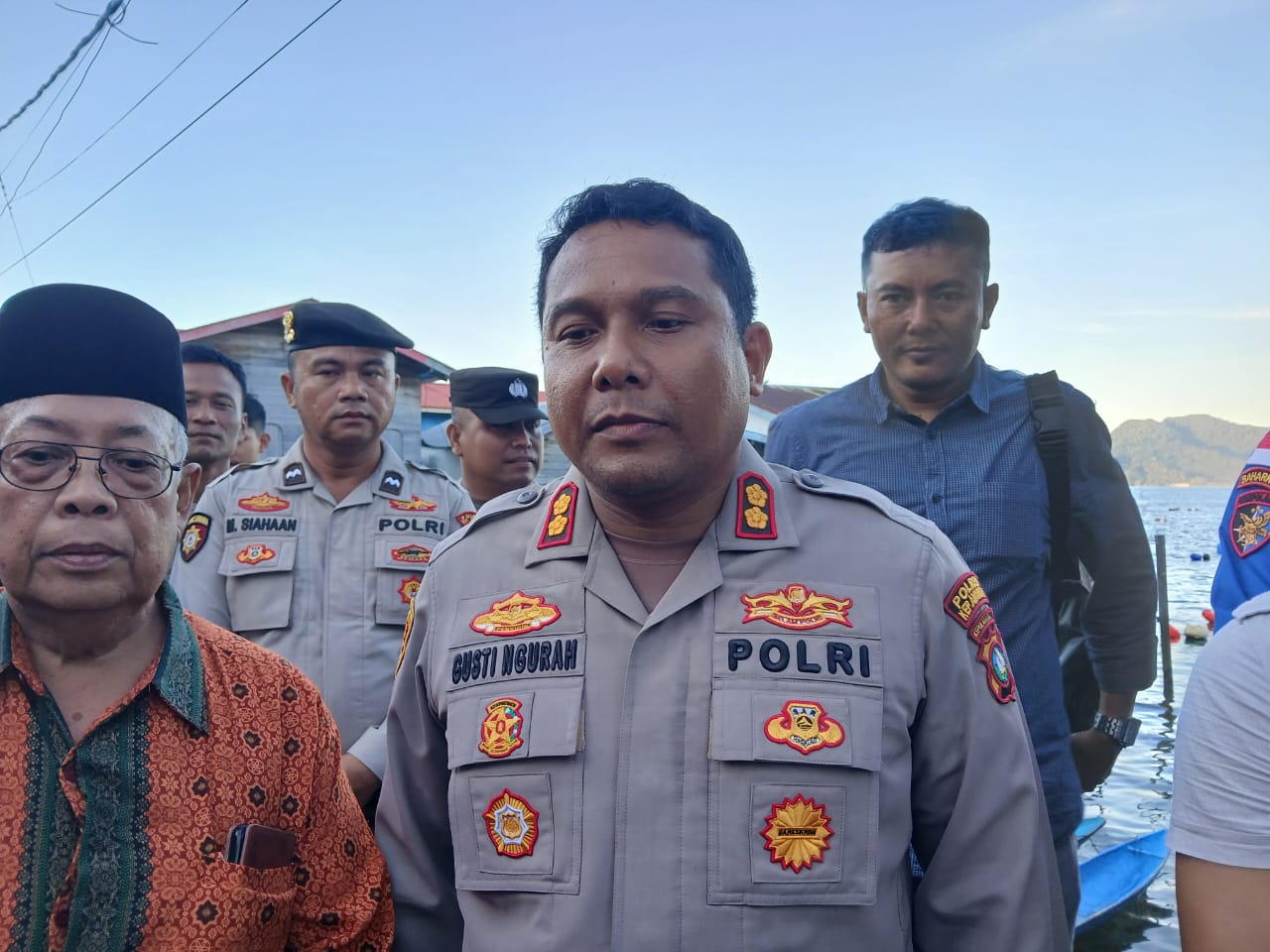 Kapolres Anambas, AKBP I Gusti Ngurah Agung Budianaloka (Tengah). F Ihsan Imaduddin/Batam Pos